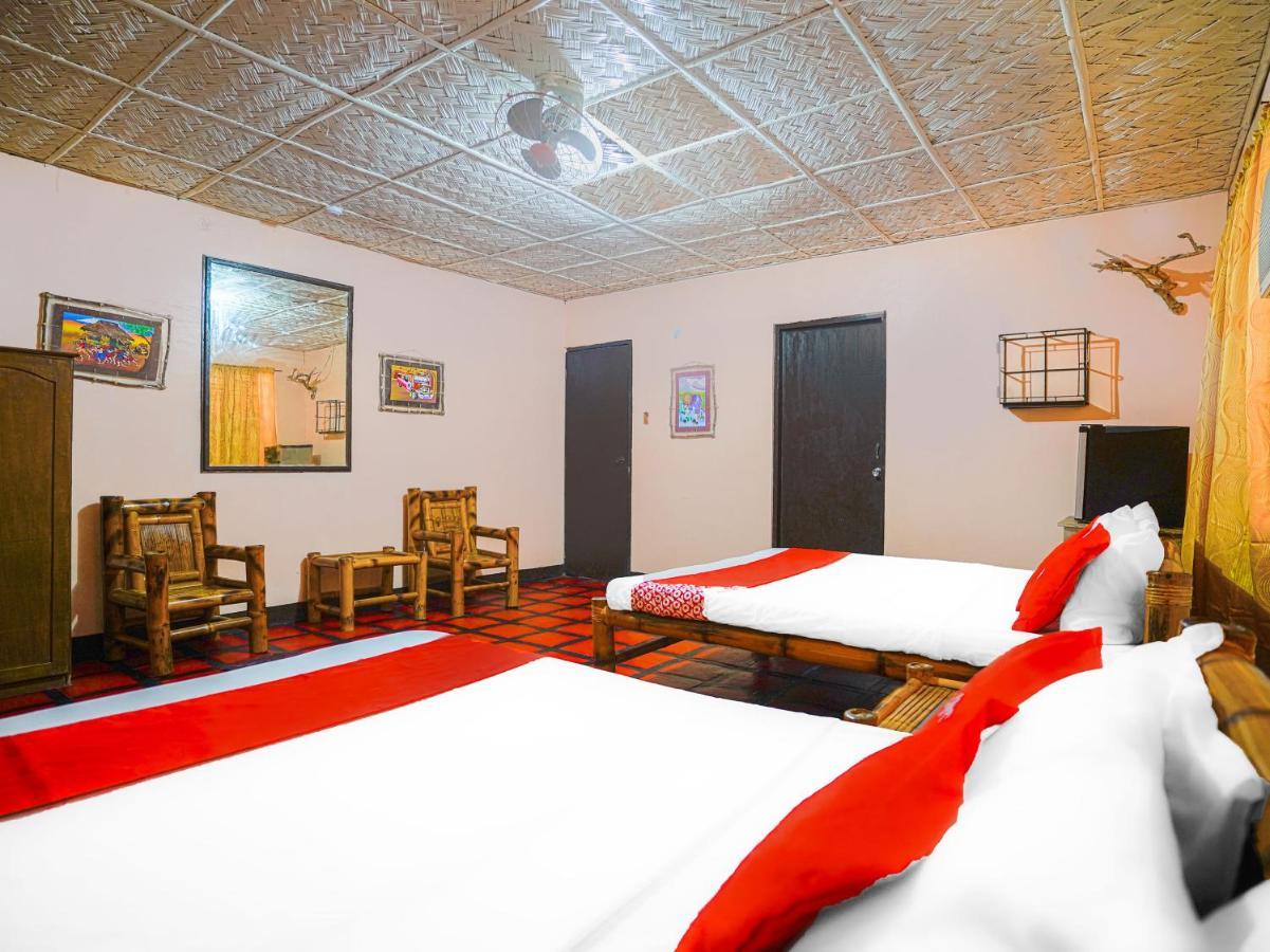 Oyo 875 Madhavi Beach Resort Balibago Eksteriør bilde